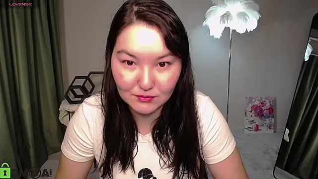 Snapshot of CamilaMartiez chatting on 07/15/26, 05:14 CamilaMartiez online show from 07/15/26, 05:14