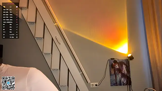 Snapshot of DorothyJones chatting on 04/14/26, 03:06 DorothyJones online show from 04/14/26, 03:06