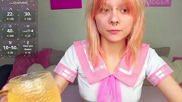 PerryKitty online show from 04/21/26, 07:31
