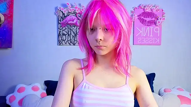 PerryKitty online show from 06/25/26, 03:17