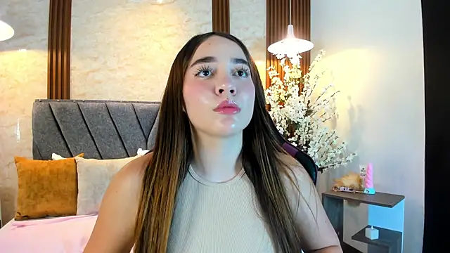 Anissa m  online show from 03/29/26, 06:42