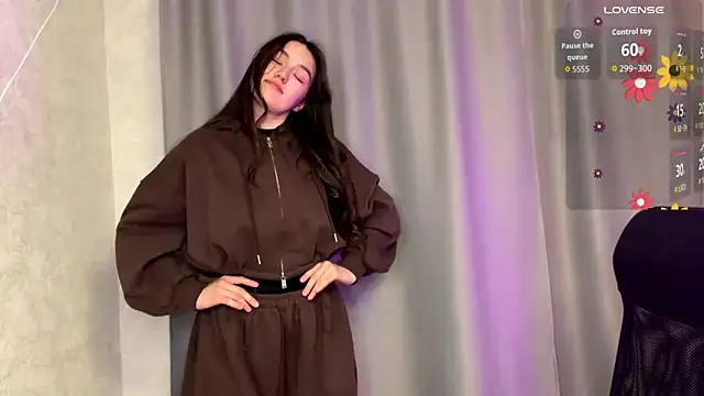 lilysolar online show from 04/18/26, 07:07