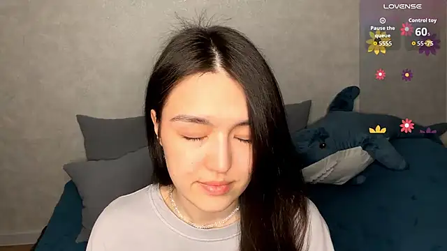 lilysolar online show from 04/05/26, 03:40