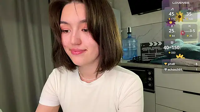 lilysolar online show from 06/08/26, 06:52