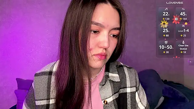 lilysolar online show from 04/22/26, 03:41