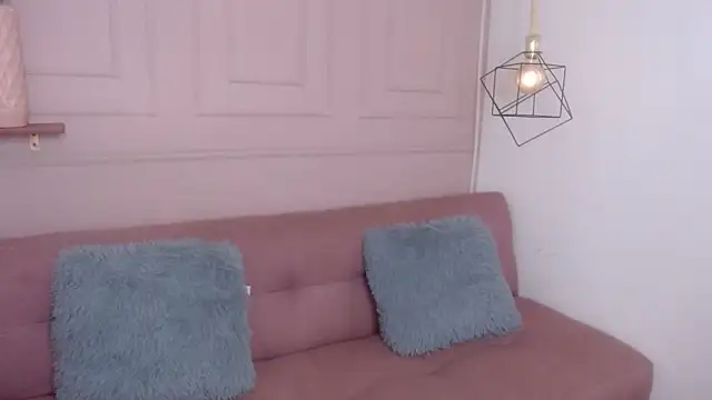 Violet 2003 online show from 03/31/26, 02:08