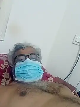 Snapshot of mature55 chatting on 03/31/26, 05:15 mature55 online show from 03/31/26, 05:15