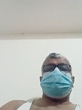 Snapshot of mature55 chatting on 04/14/26, 12:32 mature55 online show from 04/14/26, 12:32