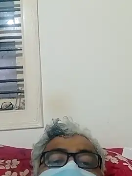 Snapshot of mature55 chatting on 03/27/26, 01:12 mature55 online show from 03/27/26, 01:12