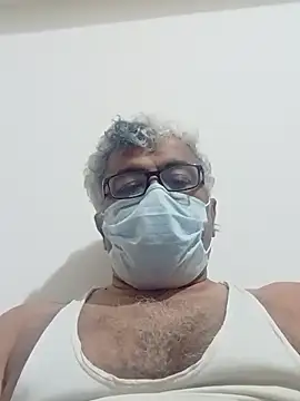 Snapshot of mature55 chatting on 04/03/26, 01:06 mature55 online show from 04/03/26, 01:06