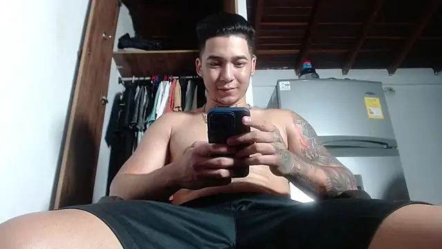 Ares God  online show from 04/09/26, 02:46