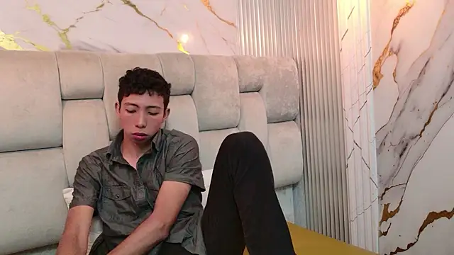 MOgekobig19 online show from 03/28/26, 12:06