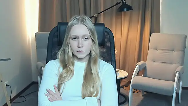 VestaBowmer online show from 03/27/26, 11:11