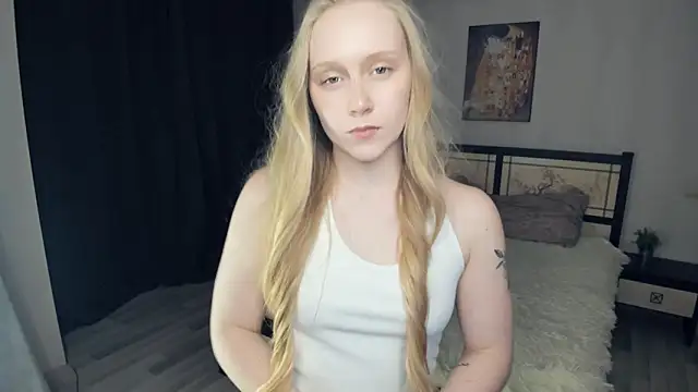 VestaBowmer online show from 04/03/26, 07:53