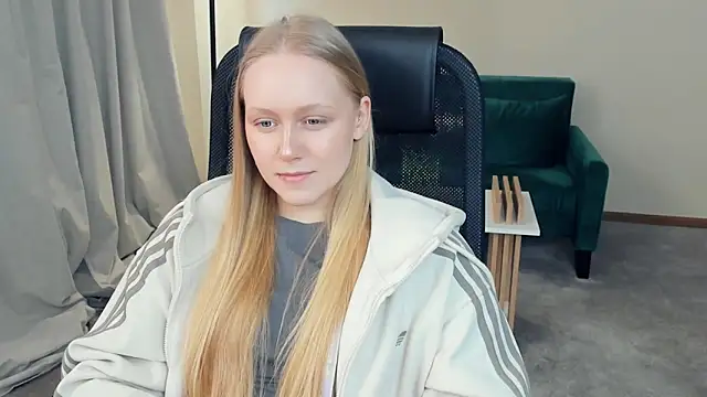 VestaBowmer online show from 03/31/26, 09:33