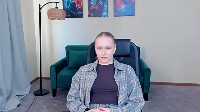 VestaBowmer online show from 03/28/26, 10:05