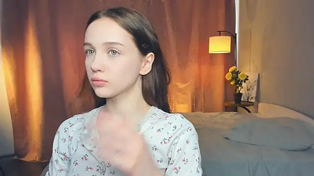SharriSang online show from 06/12/26, 07:06