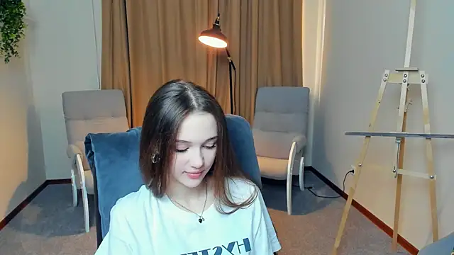 Snapshot of SharriSang chatting on 03/31/26, 01:24 SharriSang online show from 03/31/26, 01:24