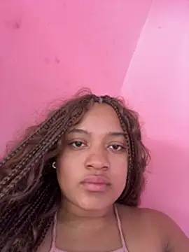 Saraa M online show from 04/01/26, 04:26