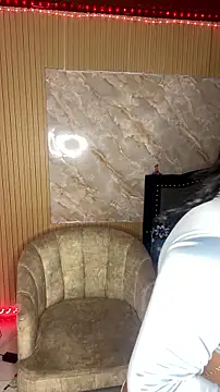 Snapshot of Saraa_M chatting on 07/04/26, 05:06 Saraa M online show from 07/04/26, 05:06