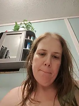 Snapshot of 023thickandjuicy07 chatting on 05/19/26, 02:51 023thickandjuicy07 online show from 05/19/26, 02:51
