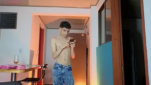 Nathan twink online show from 03/31/26, 06:37