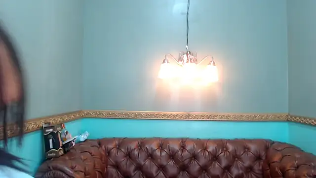 Julia Bliss online show from 04/30/26, 11:28