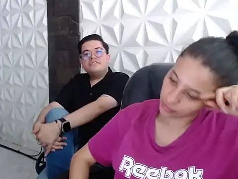 Julia Bliss online show from 05/20/26, 05:10