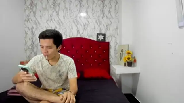 Alejandra and James  online show from 04/28/26, 12:53