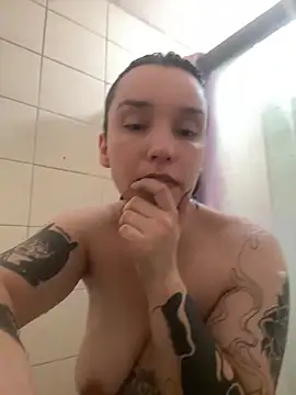 BestBrazilianGirlfriend online show from 06/19/26, 09:42