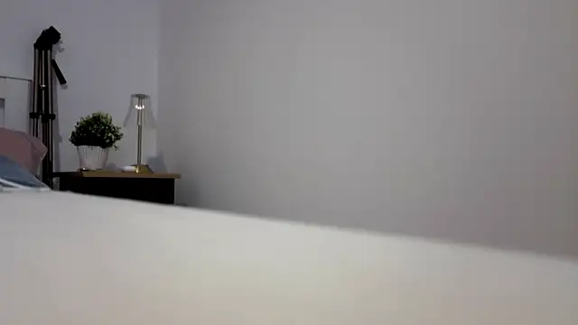 Anna Love1 online show from 12/16/25, 01:48