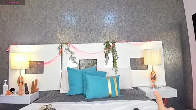 anna  lu online show from 05/04/26, 03:48