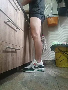 Bruce Wayne188 online show from 04/05/26, 12:12