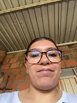 antonela bb online show from 03/26/26, 02:37