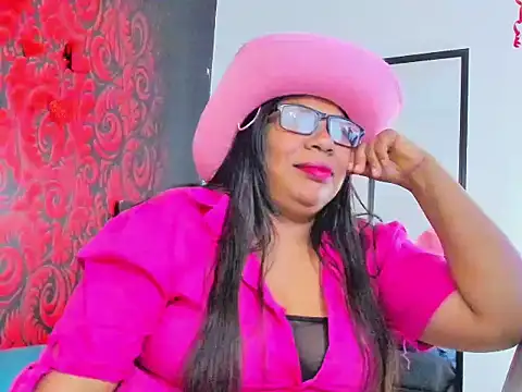 saphira muse online show from 04/12/26, 03:54