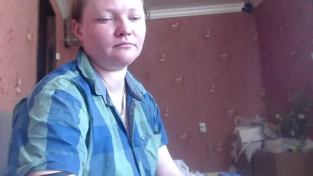 Snapshot of CharleyReid chatting on 06/11/26, 05:04 CharleyReid online show from 06/11/26, 05:04