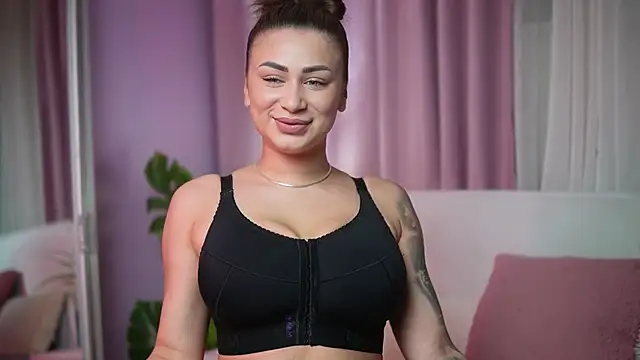 AmeliaBarbie online show from 04/15/26, 06:45