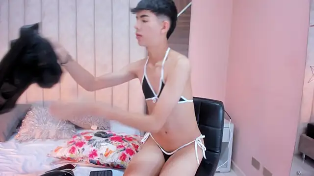 CAROLYNFOSTER online show from 04/07/26, 10:39