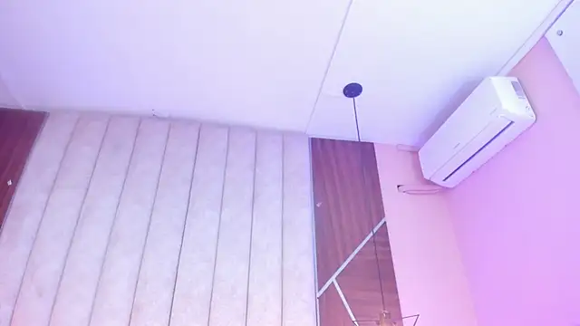 CAROLYNFOSTER online show from 04/11/26, 07:45