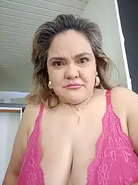 Natashablade   online show from 07/02/26, 03:40