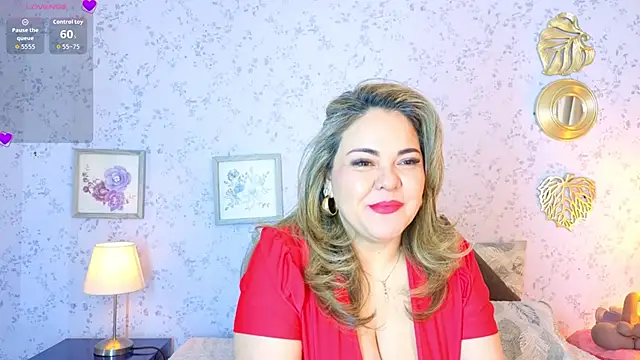 Natashablade   online show from 05/25/26, 11:42