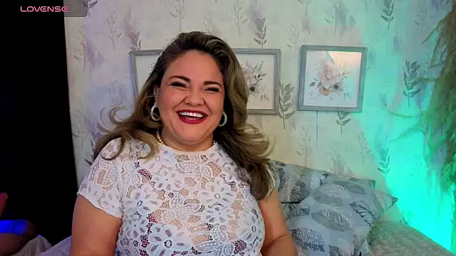 Natashablade   online show from 05/28/26, 12:55