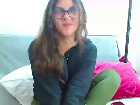 Violet Donell online show from 05/08/26, 02:37