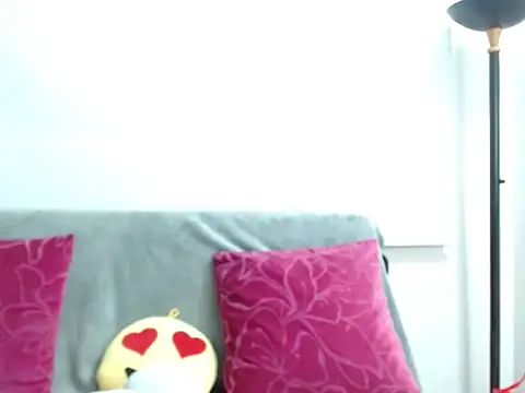 Violet Donell online show from 05/24/26, 12:10