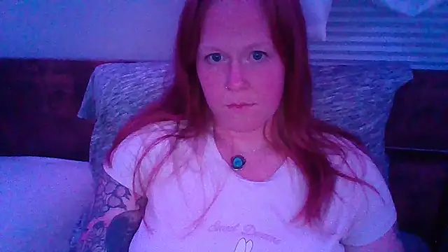 RedVelvetVixen online show from 04/14/26, 02:05