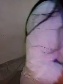 orla-love online show from 05/15/26, 10:30