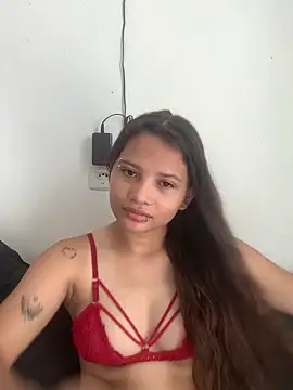Snapshot of pricila887 chatting on 06/13/26, 02:59 pricila887 online show from 06/13/26, 02:59