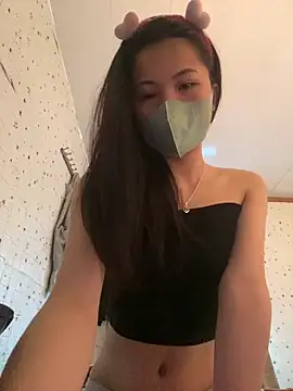 Mi-Lani online show from 03/29/26, 03:41