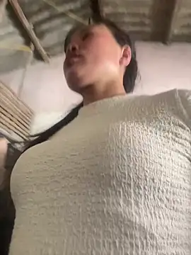 Snapshot of Anti-na chatting on 04/15/26, 05:57 Anti-na online show from 04/15/26, 05:57