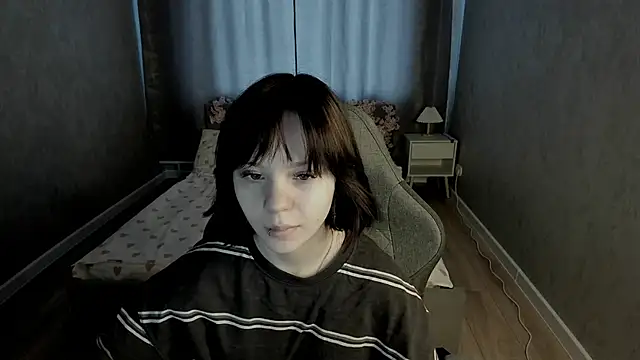 Snapshot of Loly_Cuttie chatting on 05/23/26, 01:15 Loly Cuttie online show from 05/23/26, 01:15